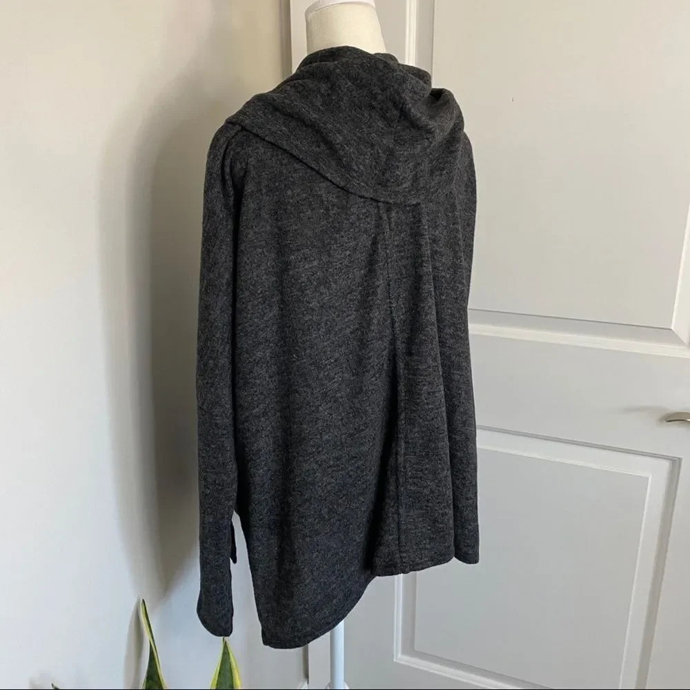 NWT Status Cowl Neck Long Sleeve Sweater - Picture 10 of 10